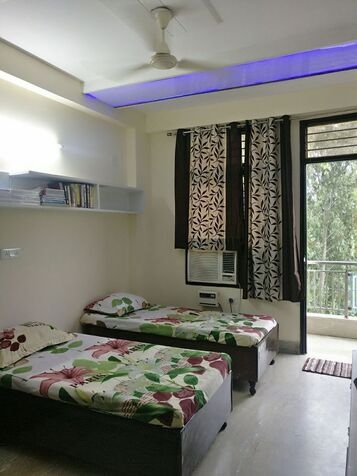 Hassle-Free Hostel Booking for Professionals in Islamabad